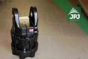 Rotator do kombajnów zrębowych HR6
